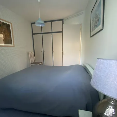: T2 En Bord De Avec Parking - Fr-1-738-40 Apartment