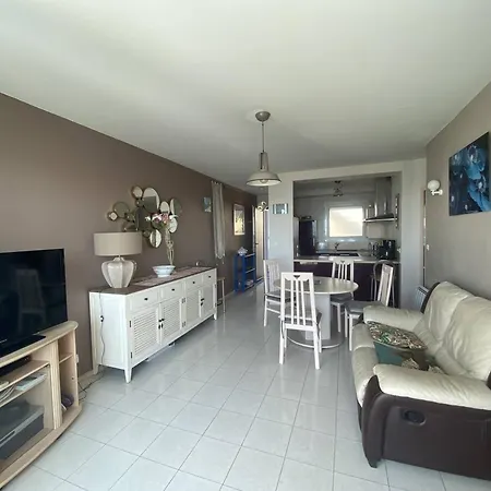 : T2 En Bord De Avec Parking - Fr-1-738-40